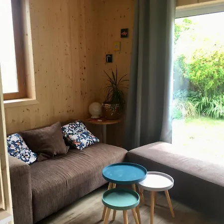 Holiday home La Chouette Bicoque, Petite Maison Renovee En Bois Chambre, Mezzanine En Bord De Rance *